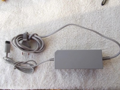 Wii Alimentator, Incarcator NINTENDO WII RVL-002 - 12V 3.7A 52W FUNCTIONEAZA . foto