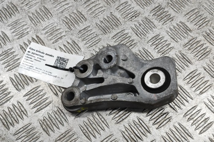Suport motor dreapta MAZDA CX-30 DM 2023 OEM: BDGF-39-010 | 31547242