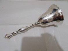 CLOPOT de masa ARGINTAT cu maner demontabil , 22,5 cm , marcat , clopot de mana