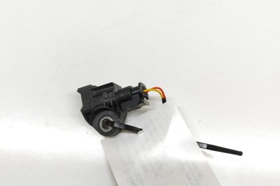 Senzor de impact dreapta față PEUGEOT 208 II UB_, UP_, UW_, UJ_ 2024 OEM: 9852080480,A3C10505900 | 31845362 foto