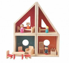 Casa de papusi modulara, cu mobilier ?i 4 figurine din lemn. Egmont foto