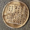 Ducat Aur tip medalie ,, Dragostea copiiilor " , reprentand porunca a 4- a , aur 0.986 , 3,47 grame , anii 1700, Europa