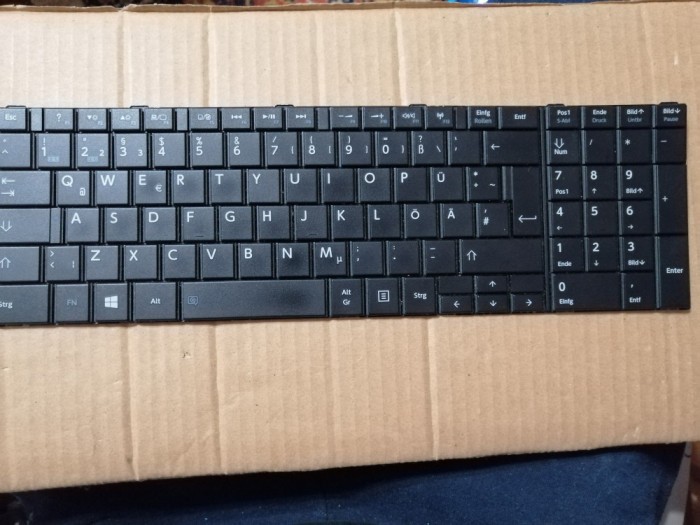 tastatura Toshiba Satellite C70-B /353 C75D-B /L75-B /L70 C70D-B C70-A C70d-A