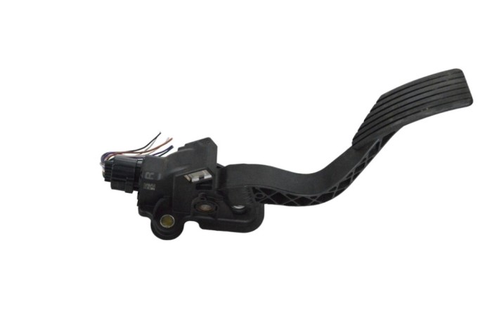 Pedala de accelerație MITSUBISHI OUTLANDER III GG_W, GF_W, ZJ 2015 OEM: 1600A115,14265A,10375170089 25433431