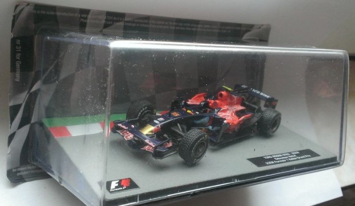 Macheta Toro Rosso STR3 (Sebastian Vettel) Formula 1 2008 - IXO/Altaya 1/43 F1