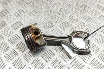 Piston BMW 2 Gran Coupe F44 2022 OEM: 9488343,8662616 | 26552938 foto