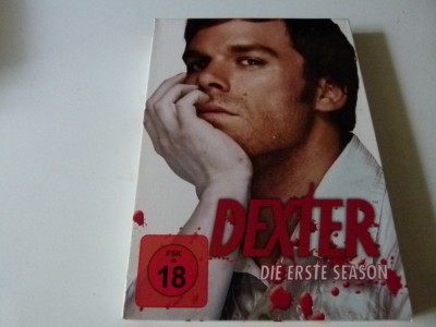 DExter, seria 1 foto