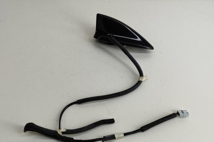Antena HONDA CIVIC X Hatchback FC_, FK 2018 OEM: 39150-TEAA-A212-M1 27536677