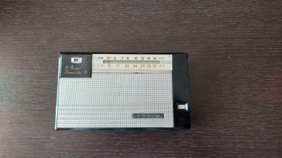 RADIO Sharp 6-Transistor 2-Band , Model TRL-237 PIESA FOARTE RARA ,FUNCTIONEAZA foto
