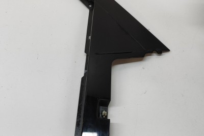 Ornament vertical ușă st&amp;acirc;nga spate JAGUAR F-PACE X761 2022 OEM: HK83-254A43-A | 31649927 foto