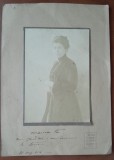Fotografie lipita [e cartom, pictorita Ottilia Michail Oteteleșanu (1885-1974)