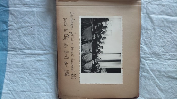 ALBUM CU 20 FOTOGRAFII CU IMAGINI DE LA DESCHIDEREA FESTIVA A SESIUNII ACADEMIEI RPR-CLUJ 1954-UNICAT!