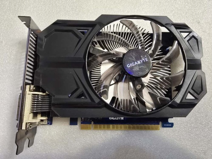 Placa video GIGABYTE GeForce GT 740 2GB GDDR5 PCI-E 3.0 GV-N740D5OC-2GI (rev. 3.0)