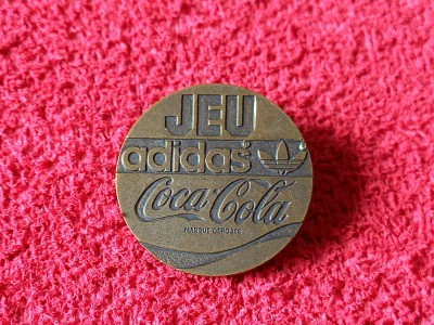 Insigna - &amp;quot;COCA COLA&amp;quot; foto