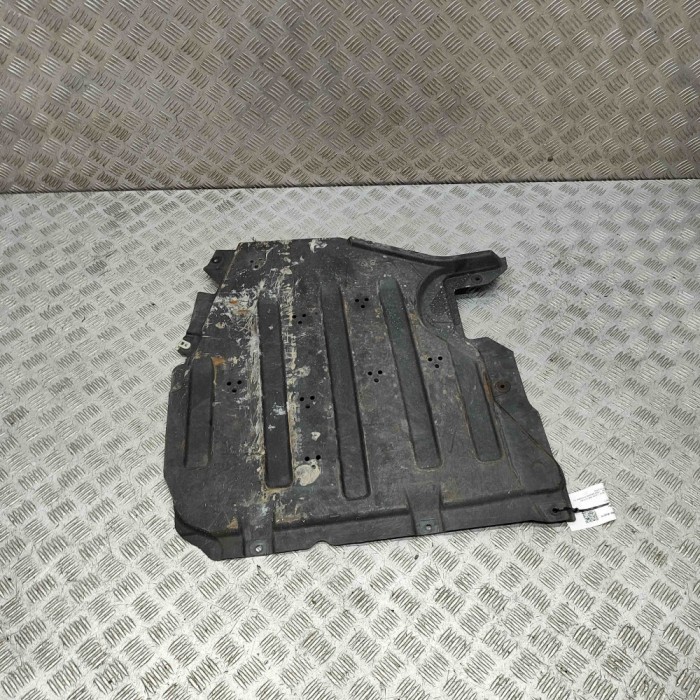 Scut motor dreapta spate BMW 3 G20, G80, G28 M3 Competition 2021 OEM: 8074610