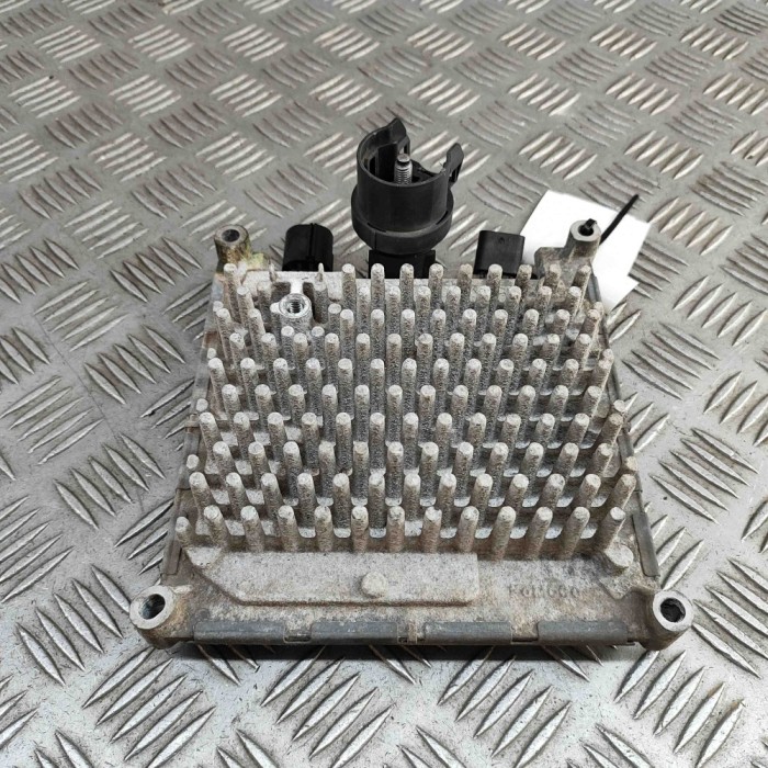 Unitate de distribuție a energiei FORD PUMA J2K, CF7 2022 OEM: LX7A-14B227-AJ