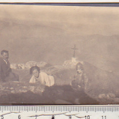 bnk foto Excursionisti in Bucegi , la Crucea de pe Caraiman - anii `30