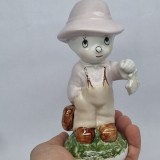 Copil pescar - Bibelou portelan romanesc vechi, vintage