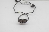 Port USB/AUX-In TESLA MODEL S 2017 OEM: 1047537-00-C 12564617