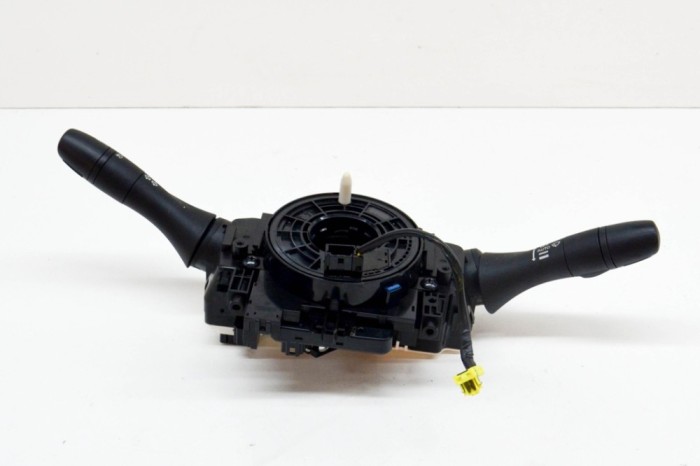 Maneta semnalizare ștergătoare NISSAN QASHQAI II J11, J11_ 2019 OEM: 25554-4EA0C 13758323