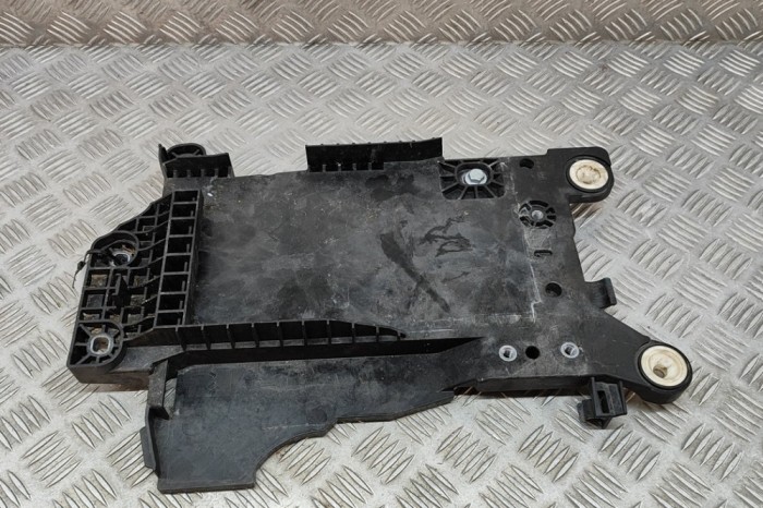 Suport baterie BMW F40 2022 OEM: 9387574 21744637