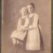 HST P2/742 Poză tinere săsoaice &icirc;n port specific 1915 studio Szabo Sighișoara