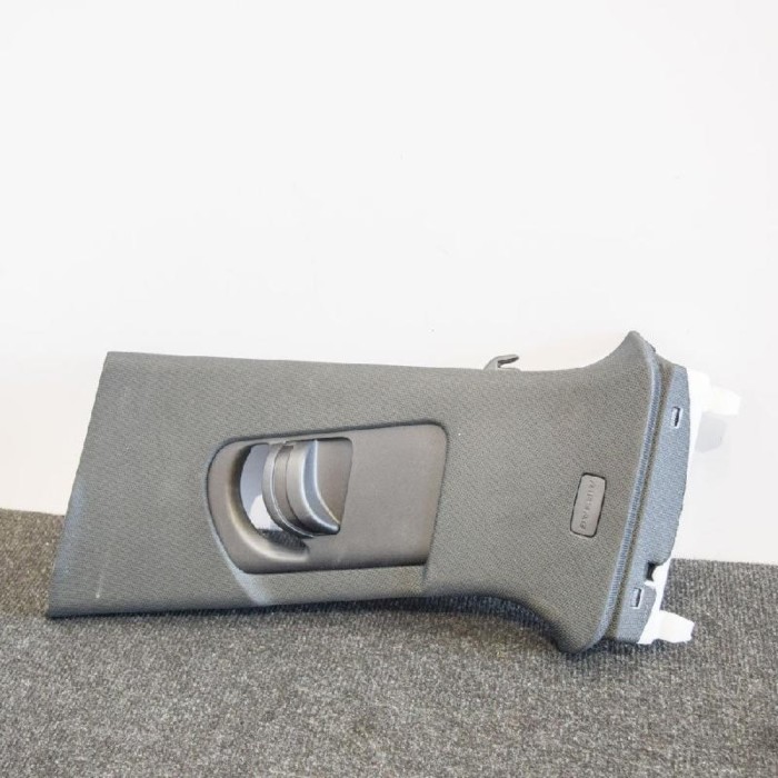 Ornament st&acirc;lp B st&acirc;nga AUDI A4 8W2, B9 2018 OEM: 8W0867293,8W0867243E 10010473