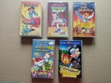 Lot 5 Casete VHS &icirc;n cutii rigide din Plastic Dur - distribuitor TGM, Pantera roz Rozaliul și Creierul Tara Jucariilor Un pisoi la Hollywood