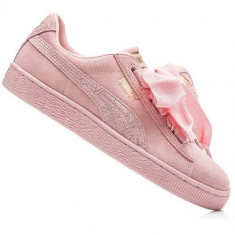 Pantofi Femei Puma Suede Heart Sparkle 36605603 foto