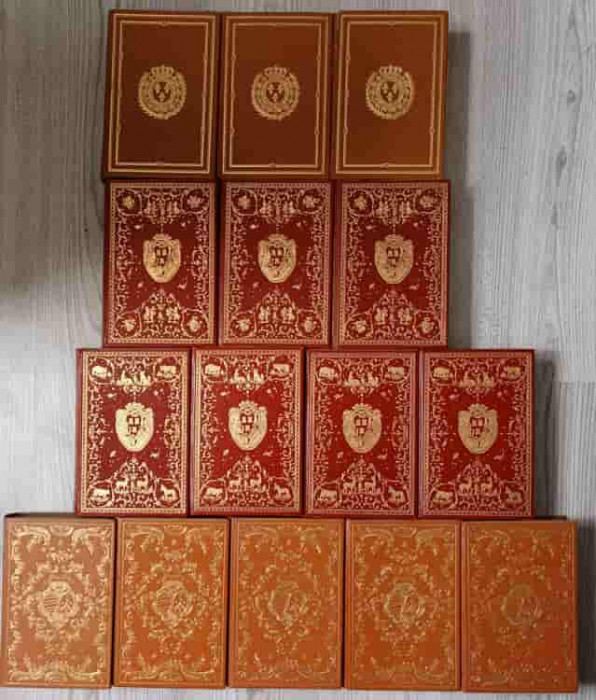 LOT 15 CARTI DE COLECTIE: MEMOIRES VOL.1-3; CONTES VOL.1-3; FABLES VOL.1-4; MEMOIRES DE LA COMTESSE DU BARRI VO