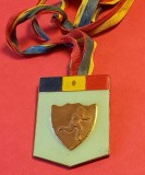 Medalie-placheta-ATLETISM-Ministerul Educatiei si Invatamantului 1974