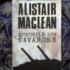 n6 Tunurile din Navarone - Alistair MacLean (carte noua)