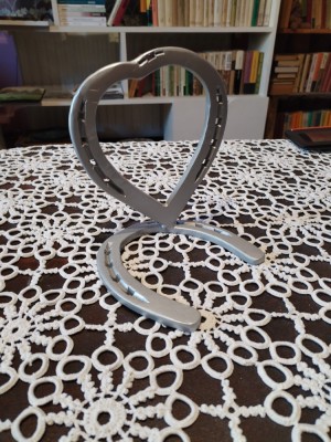 Ornament inimioară potcoavă foto