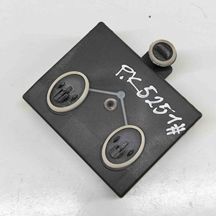 Modul de control ușă dreapta față VW PASSAT Variant B8 3G5 2018 OEM: 5Q0959593B,5Q0959593E 30201763