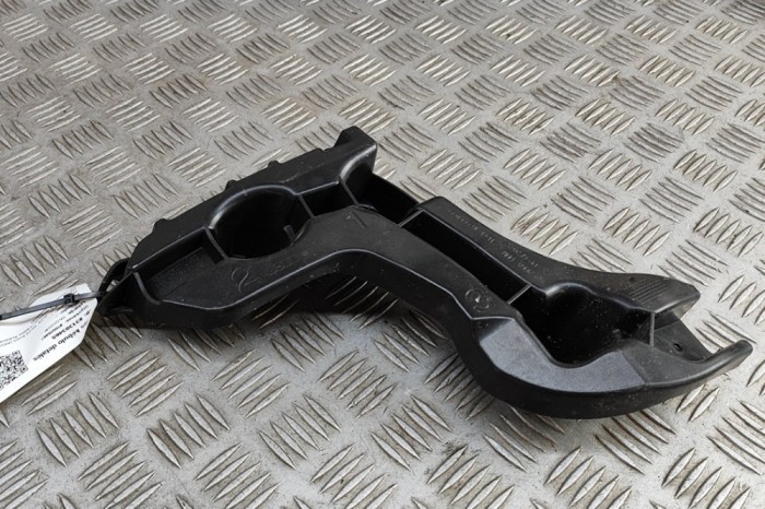 Suport bara de protecție st&acirc;nga spate AUDI A6 C8 Avant 4A5 2024 OEM: 4K9807393 31303465