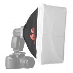 Mini softbox pentru blitz pe patina cu adaptor universal, FalconEyes foto