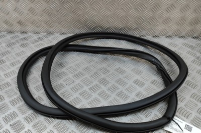 Garnitura ușă st&amp;acirc;nga spate AUDI A3 Limousine 8YS 2024 OEM: 8Y5833721B | 30618329 foto