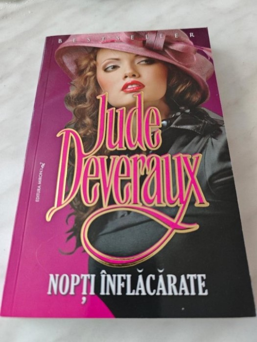 JUDE DEVERAUX: NOPTI INFLACARATE