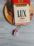Raritate! Ghirlandă publicitară vintage țigări LUX Filter anii '70 + Breloc miniatură (Lot colecție Tobacconiana