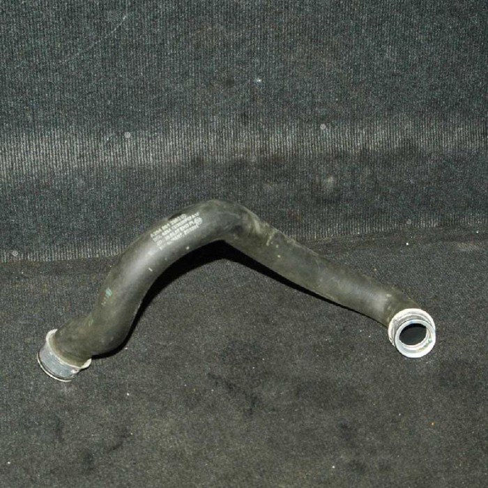 Furtun radiator răcire dreapta MERCEDES-BENZ E W212 2012 OEM: A2045012982 2080887
