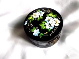 Cutie din lemn rotunda cu flori 38707