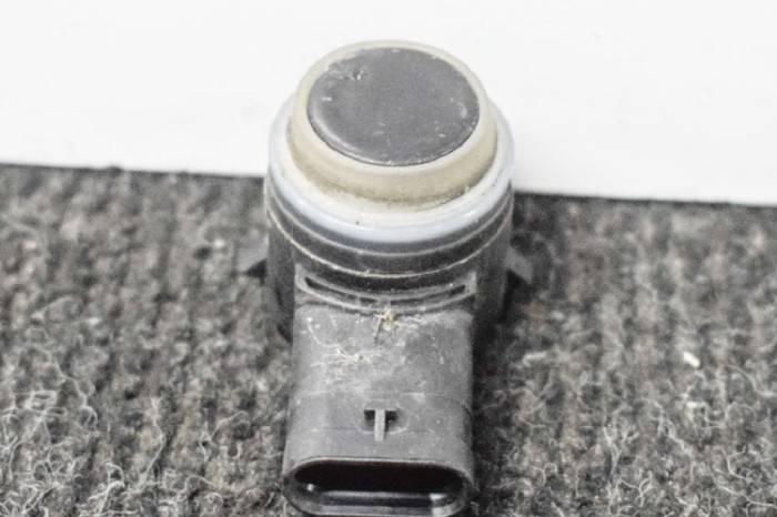 Senzor de parcare față MERCEDES-BENZ A W176 2015 OEM: 307875,A0009055504 11239536