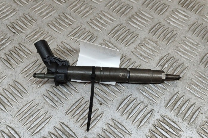 Injector de combustibil MERCEDES-BENZ M W164 2011 OEM: A6420701187,0445116026 2495140