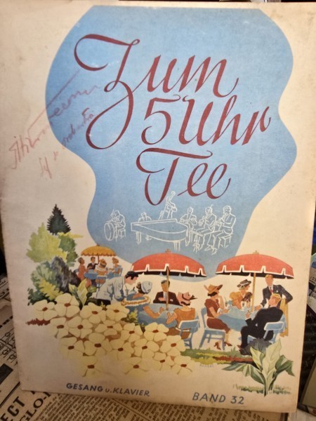 Zum 5 Uhr Tee (Ceai la ora 6 Nr. 32. in limba Ceha) Partituri pentru pian si voce - cu semnatura sefului de orchestra