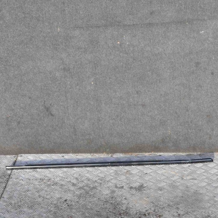 Chedar geam ușă dreapta față BMW 2 Active Tourer F45 2014