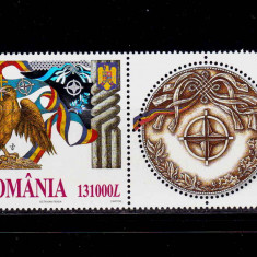 RO 2002 LP 1598a "Romania invitata in NATO" -cu holograma , serie+vinieta , MNH