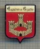 Y 941 INSIGNA -BAGNERES DE BIGORRE - FRANTA - PENTRU COLECTIONARI