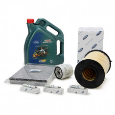 Pachet Revizie Ulei Motor Castrol Magnatec Ford 5W-20 E 5L 15D63F + Set Filtru Aer + Polen + Ulei + 3 Buc Bujie Oe Ford Focus 3 2012→ 1848220 + 170901