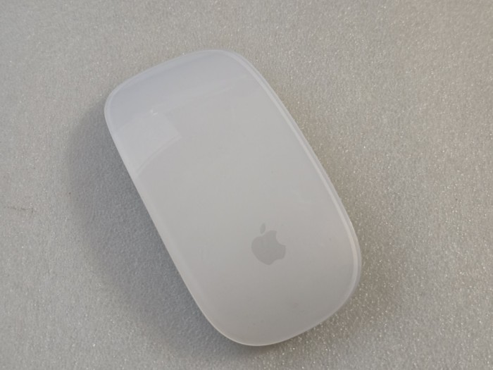 Mouse Apple Magic Gen 2, A1657, 1300 DPI, 2 butoane, Lightning port, White