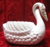 JARDINIERA DIN CERAMICA DECOR LEBEDE 26 CM